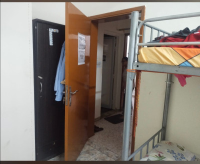 Premium Bedspace In Mankhool For Executives